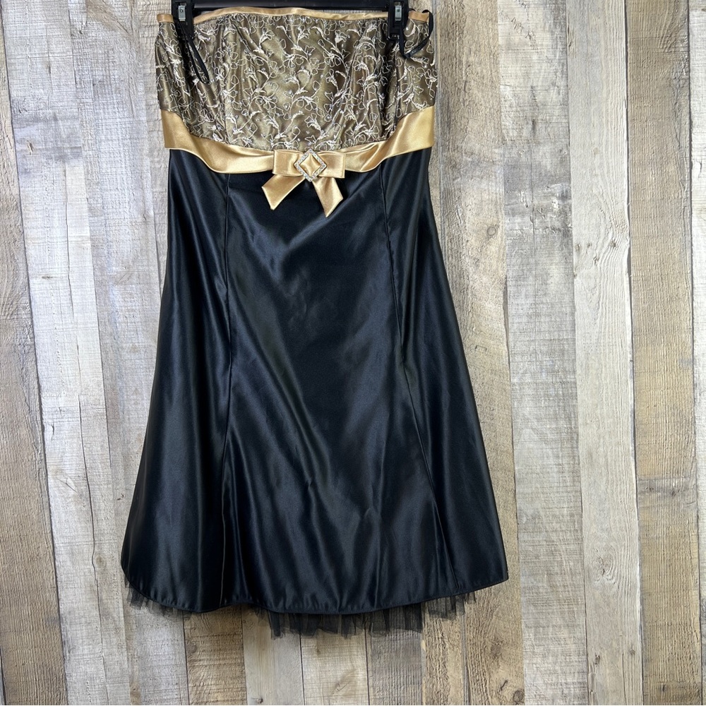 Jessica McClintock for Gunne Sax Size 13/14 Sleeveless Prom Black & Gold Dress